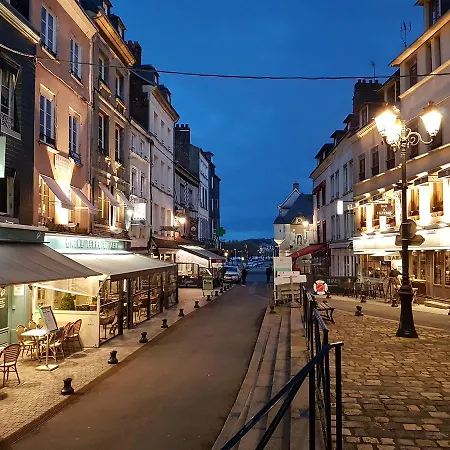 La Petite Parenthese Lägenhet