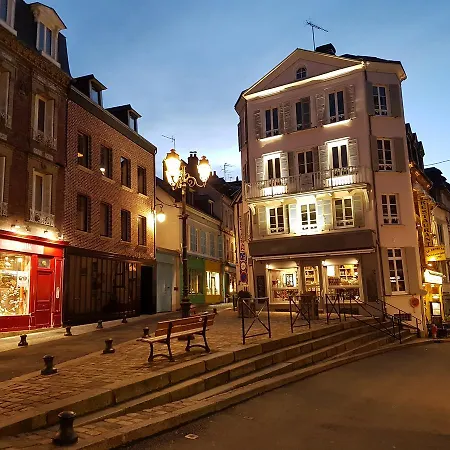 La Petite Parenthese Lägenhet