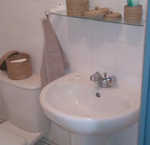 小括号公寓 * 翁弗勒尔