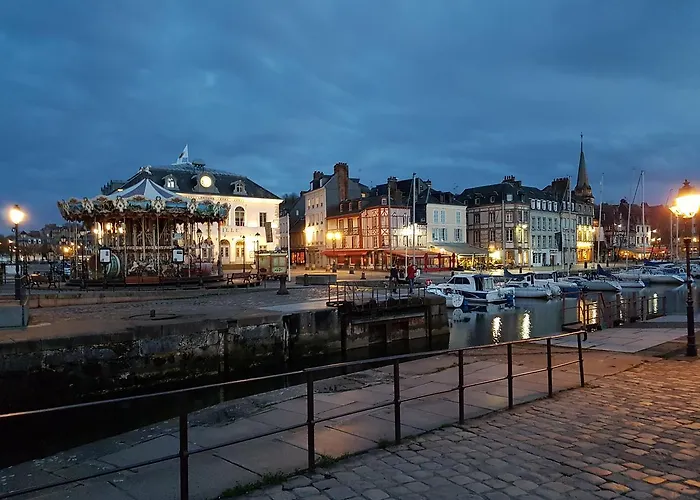 小括号公寓 公寓