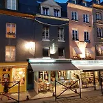 La Petite Parenthese Apartment