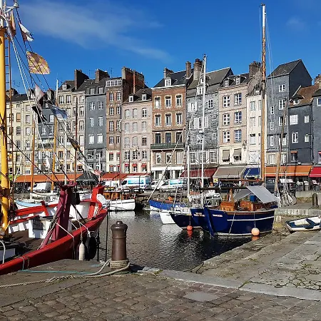 La Petite Parenthese Онфлер