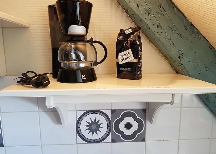 Daire La Petite Parenthese *